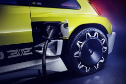 Renault 5 Turbo 3E (1)