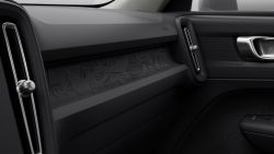 Volvo XC40- (13)