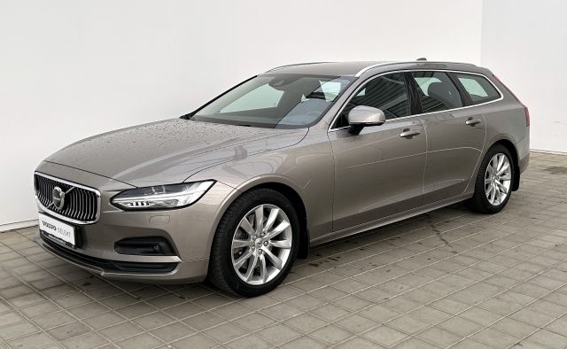 VOLVO V90 2.0 B4 Momentum PRO