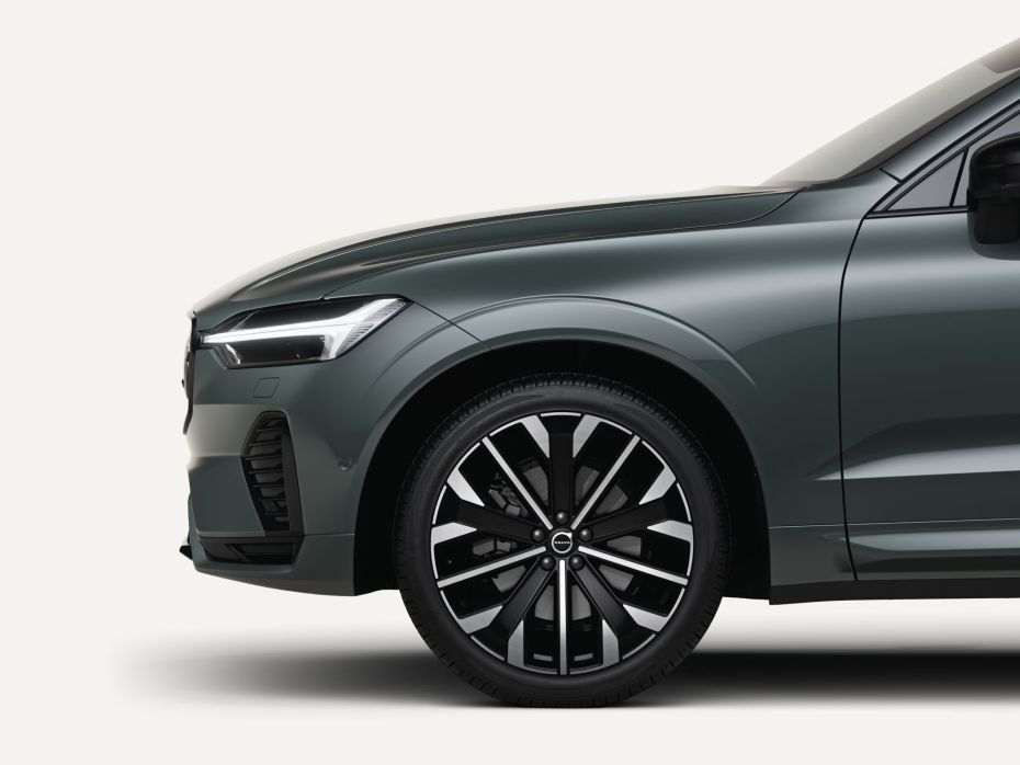 Volvo XC60 2025 04