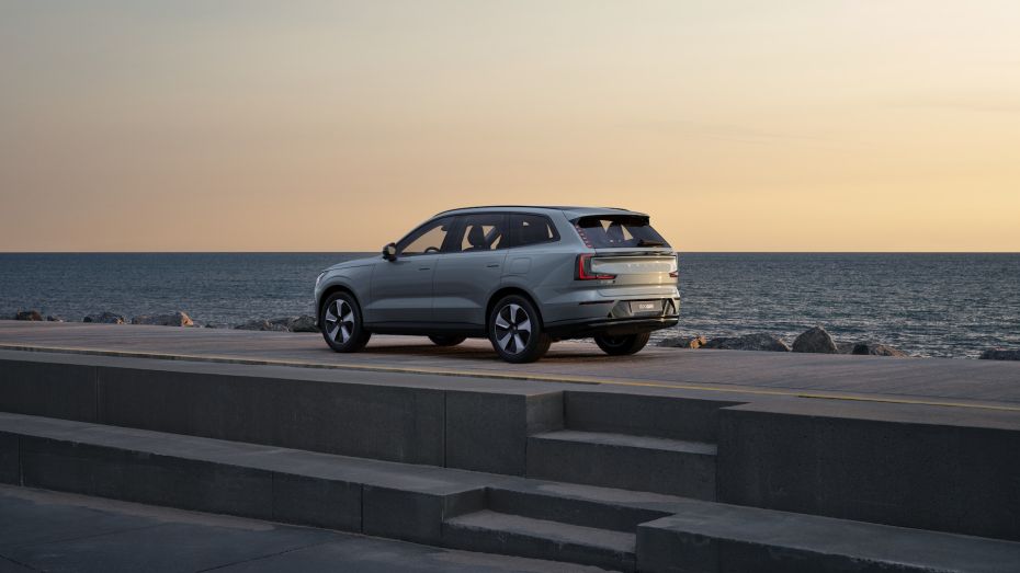 Volvo XC90 (9)